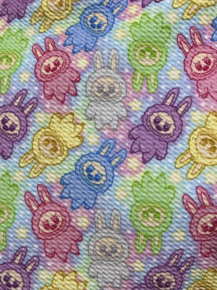 L A 8 U 8 U scrunchies